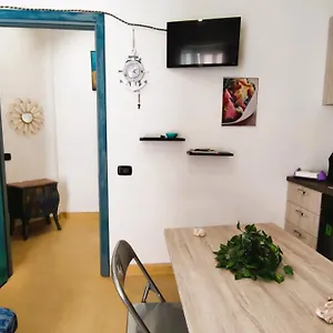  Apartment The Artist's House Italy