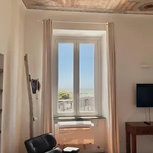  Apartment The Sunshine Loft Italy
